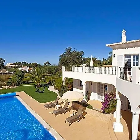 Carvoeiro Sleeps 8 Pool Air Con Wifi